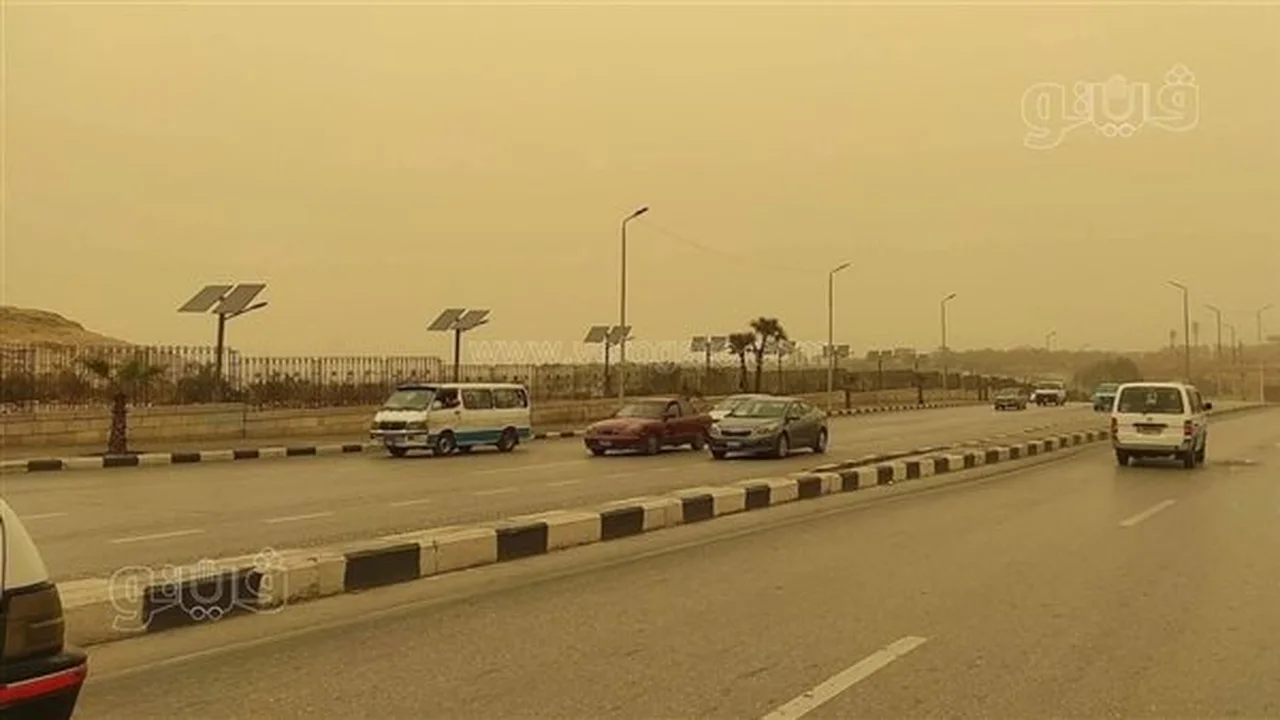 استمرار نشاط الرياح وتدهور مستوى الرؤية الأفقية على أغلب أنحاء البلاد